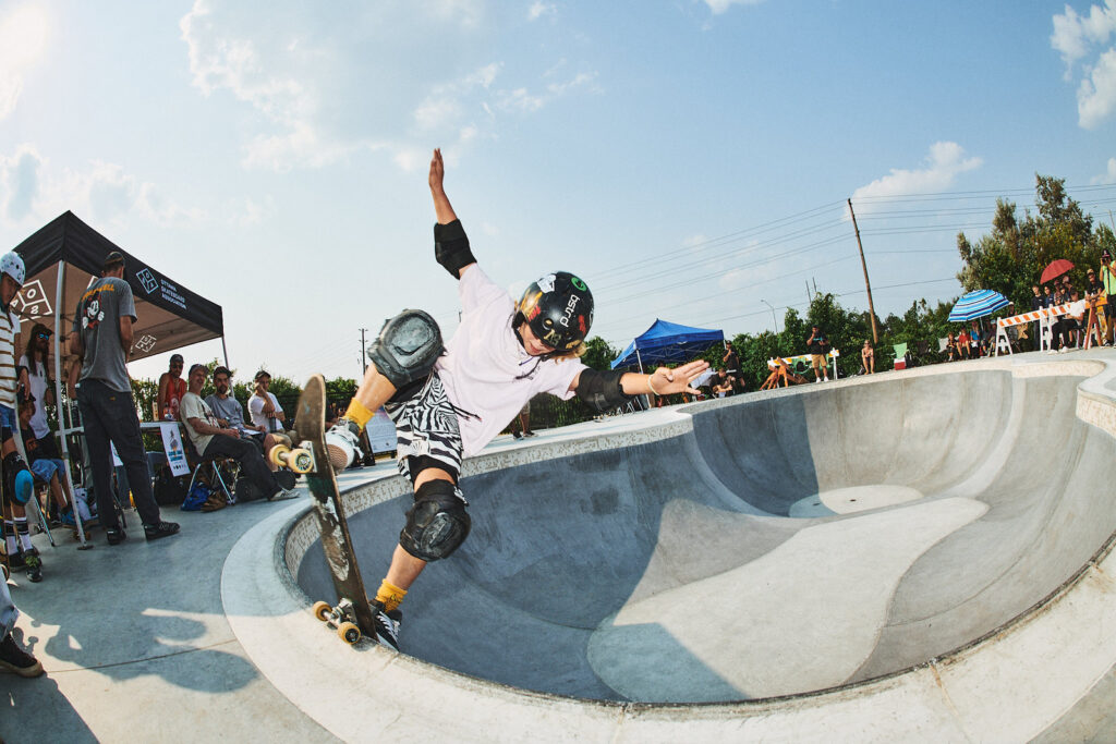 Annie Blunt To Fakie SBSD2025